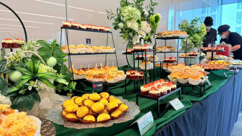 Đội ngũ Lam Lam Catering phục vụ tận tâm trong mỗi sự kiện