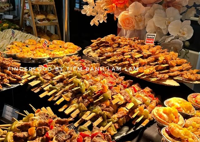 Dịch Vụ Đặt Tiệc Finger Food Tại Nhà