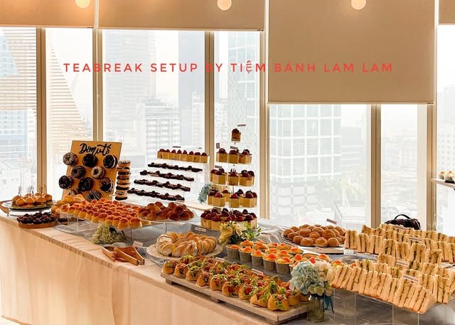 Gợi ý chọn đơn vị set up tiệc bàn tận nơi uy tín