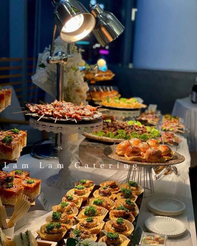 Bàn teabreak của Lam Lam Catering