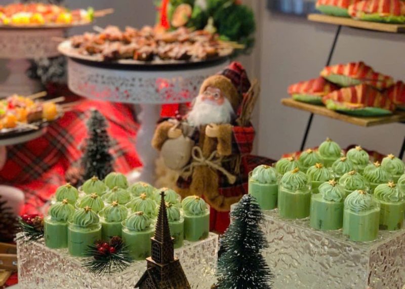 Bánh Giáng Sinh là gì? Vì sao không thể thiếu trong tiệc Noel công ty
