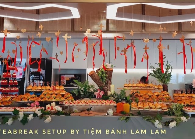 Mẫu mã và trang trí bánh noel