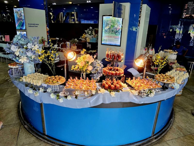 Các Hình Thức Tiệc Finger Food Cuối Năm Phổ Biến