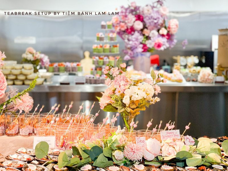 Lam Lam Catering - Đơn vị tổ chức tiệc 8/3 chuyên nghiệp cho doanh nghiệp