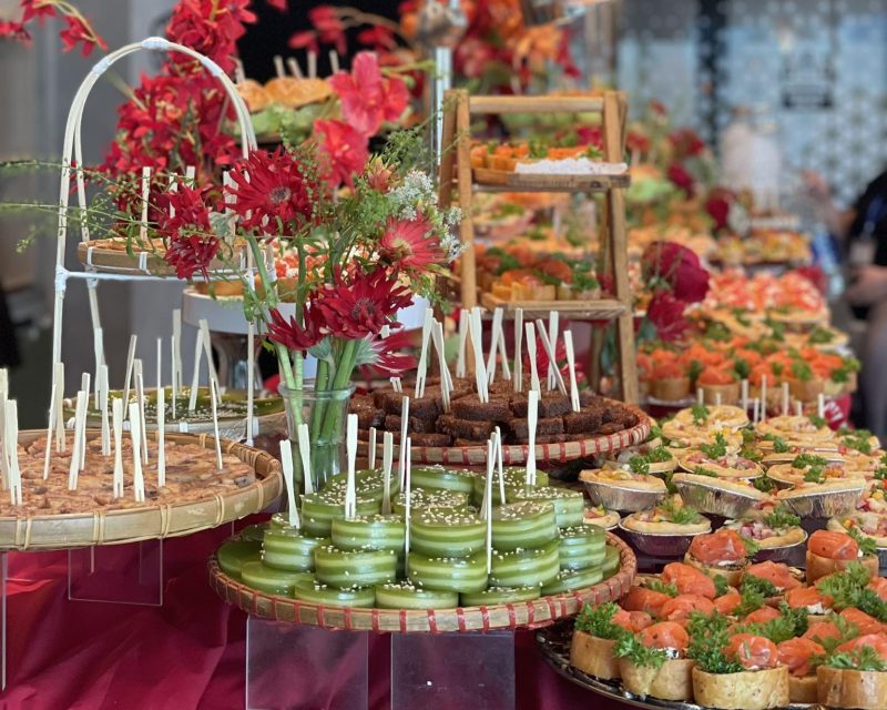 Tiệc finger food cuối năm hiện đại
