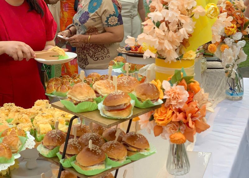 Vì Sao Doanh Nghiệp Tin Chọn Dịch Vụ Tiệc Cuối Năm Trọn Gói Của Lam Lam Catering?