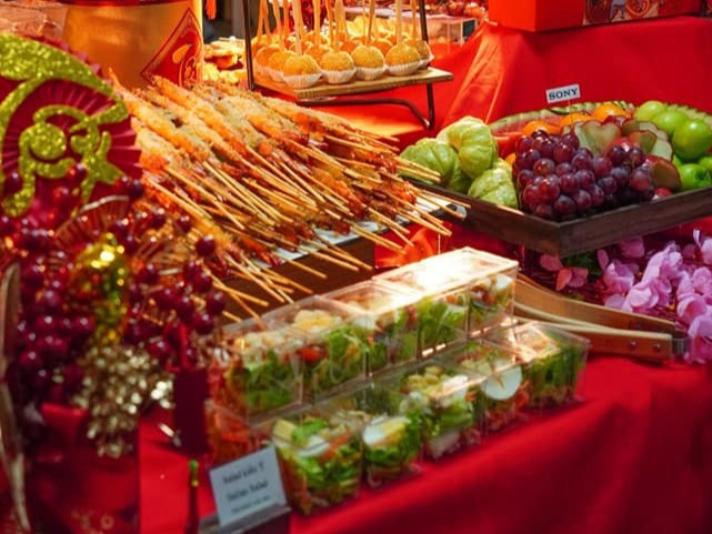 Vì Sao Nên Chọn Dịch Vụ Catering Trọn Gói Tại TP.HCM?