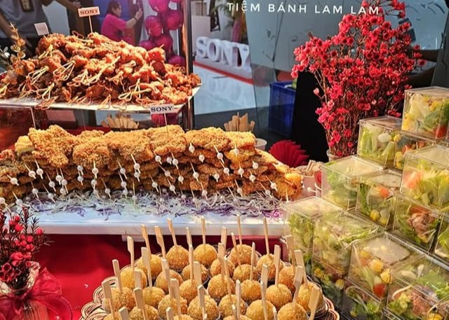 Year End Party là gì? Vai trò của tiệc cuối năm trong doanh nghiệp