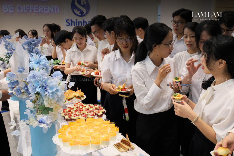 Bàn Tiệc Finger Food Shinhan Bank – Nơi Mỗi Chi Tiết Đều Mang Tính Thẩm Mỹ