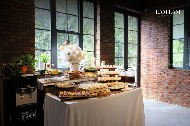 Concept Tiệc Nhẹ Thơ Mộng Tại Cafe Paper & I – Dấu Ấn Từ Lam Lam Catering