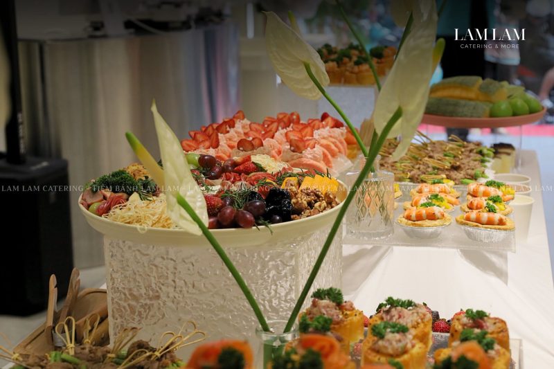 Tiệc Finger Food Showroom Thời Trang Cao Cấp – Kết Hợp Giữa Ẩm Thực Và Phong Cách