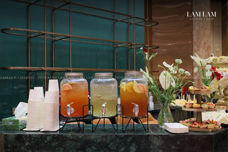 Kinh nghiệm đặt tiệc ngọt khai trương phù hợp