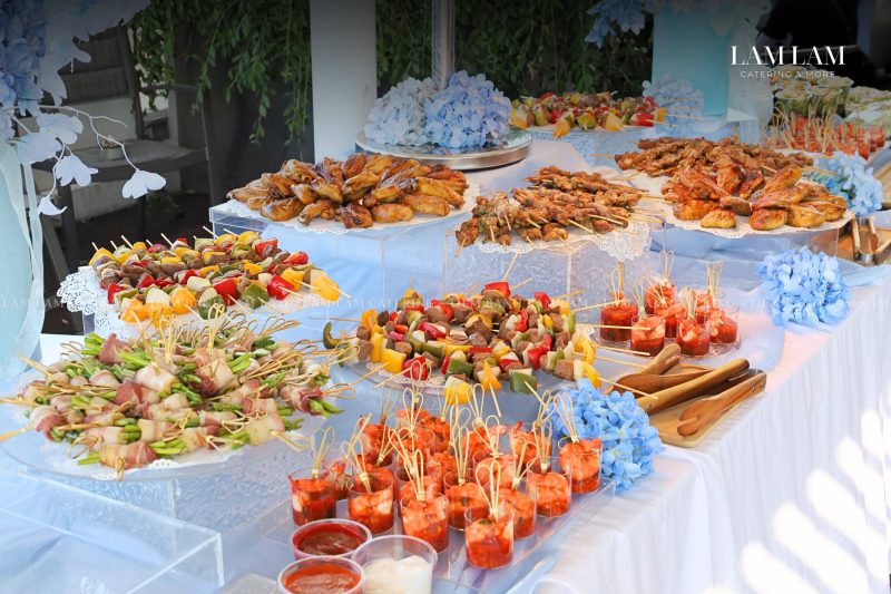 Lợi Ích Khi Lựa Chọn Dịch Vụ Finger Food Cho Team Building Công Ty