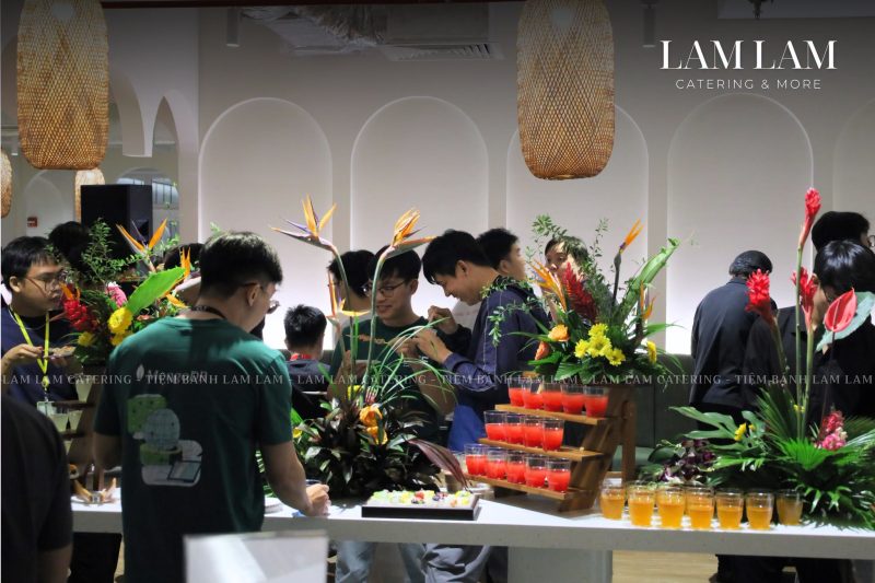 Lam Lam Catering - Giải Pháp Finger Food Cho Sự Kiện Kết Nối
