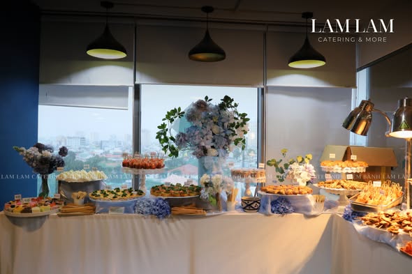 Setup Tiệc Finger Food Cho Sự Kiện Networking