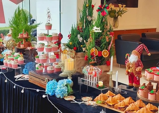 Dịch vụ teabreak Noel ấm áp cho tiệc công ty Giáng Sinh