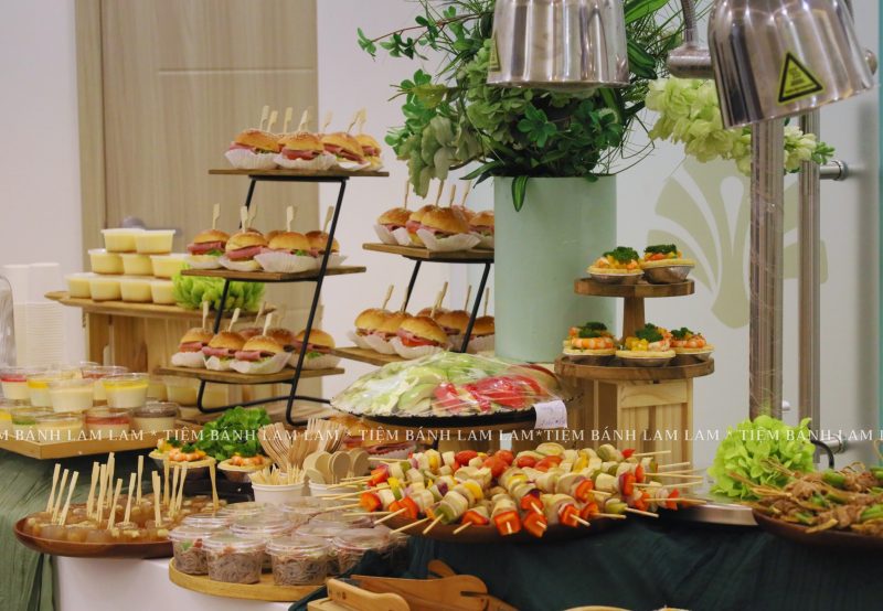 Tiệc Finger Food Khai Trương Casa Blaca Chuyên Nghiệp